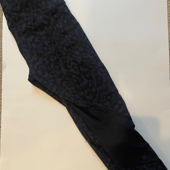 Lululemon pace rival - Picture 2 of 5